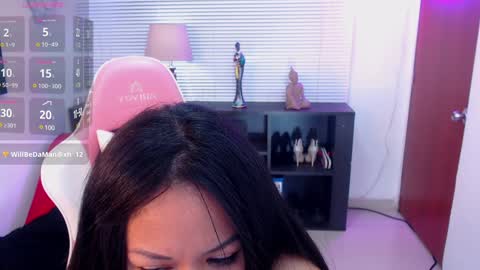 Kate  online show from 12/19/24, 03:19