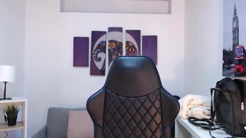 Snapshot of kate_owenns chatting on 11/06/25, 10:38 Kate online show from 11/06/25, 10:38