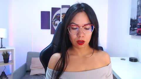 Snapshot of kate_owenns chatting on 11/15/25, 10:45 Kate online show from 11/15/25, 10:45