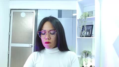 Snapshot of kate_owenns chatting on 11/18/25, 07:29 Kate online show from 11/18/25, 07:29