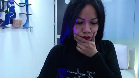 Snapshot of kate_owenns chatting on 11/19/25, 10:48 Kate online show from 11/19/25, 10:48