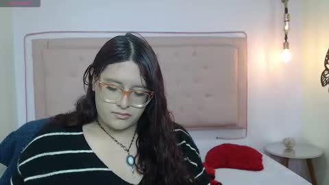 kate online show from 11/16/25, 03:45