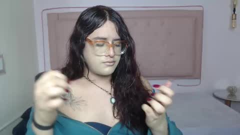 kate online show from 11/26/25, 03:29