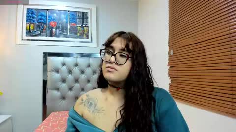 kate online show from 05/09/26, 03:23