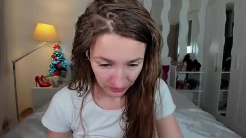 kate_redgar online show from 01/20/25, 01:53