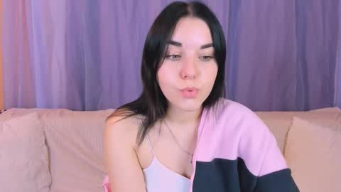 Snapshot of kate_ree_ chatting on 11/23/25, 05:40 KATE online show from 11/23/25, 05:40