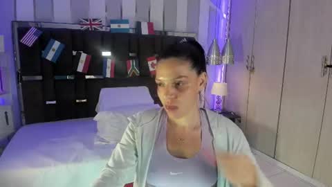 kate_roose online show from 06/17/26, 04:15