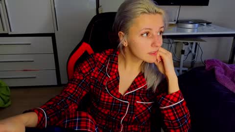 Kate  Sex-House  MILA WAYGMT2 MonTue  0300am-1500am online show from 12/03/24, 06:59