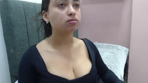 Kari online show from 09/26/25, 01:37