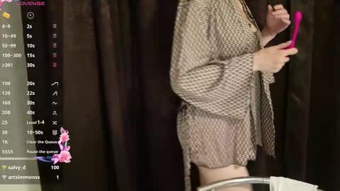 Kate online show from 10/12/25, 11:37