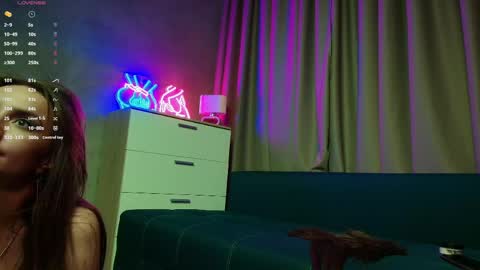 kateample online show from 06/11/26, 12:32