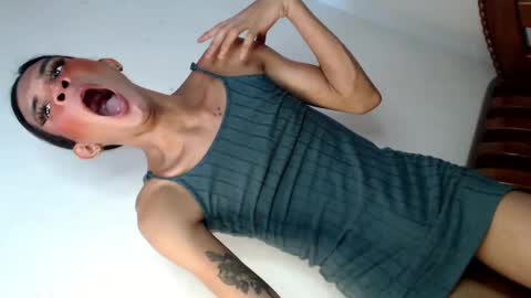 Snapshot of kateanderson69 chatting on 03/05/25, 07:49 its me kate online show from 03/05/25, 07:49