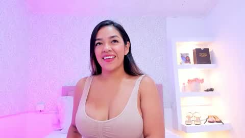 Kate Boisson online show from 11/09/25, 01:31