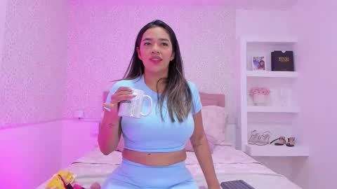 Kate Boisson online show from 11/28/25, 09:06