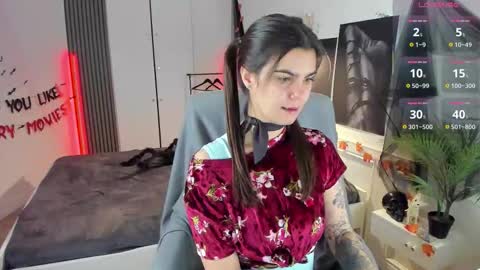 Kate online show from 10/26/25, 09:31