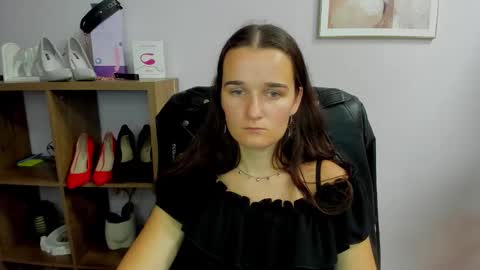 Kate  online show from 09/21/25, 06:42