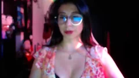 Kateeen18 online show from 05/14/26, 04:41