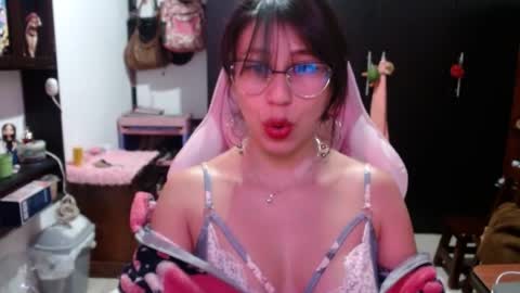 Kateeen18 online show from 07/27/26, 03:57