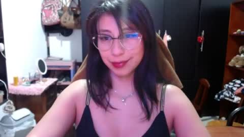 Kateeen18 online show from 08/02/26, 04:22