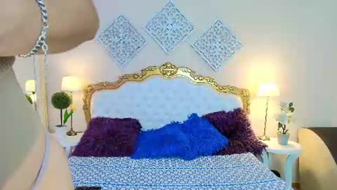 katee Martinez online show from 07/22/26, 08:00