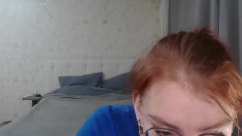 Snapshot of katekalen chatting on 11/19/25, 04:18 Kate Bunny online show from 11/19/25, 04:18