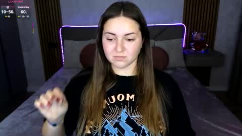 Katelyn online show from 10/05/25, 07:01