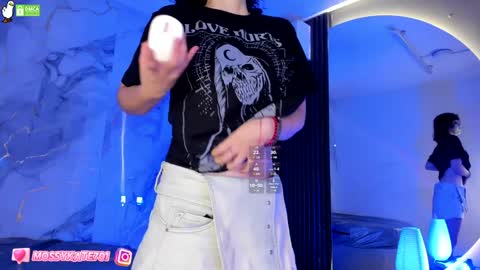 Im Katherine but call me Kate  online show from 12/03/24, 12:06