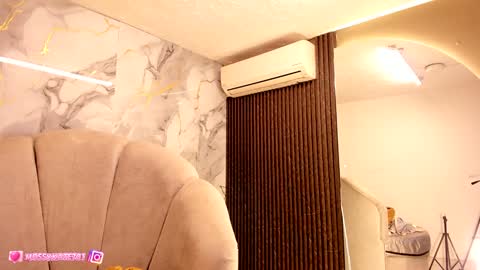 Im Katherine but call me Kate  online show from 12/24/24, 12:00