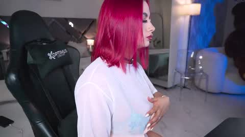  Kate Owens  online show from 09/26/25, 10:41