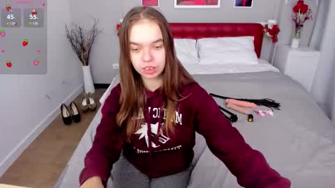 Katrin online show from 09/18/25, 06:26
