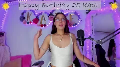 Snapshot of kateraw chatting on 04/05/26, 03:58 Kate online show from 04/05/26, 03:58