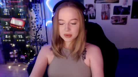 Snapshot of katerinaxvold chatting on 12/18/24, 12:10 Lisa online show from 12/18/24, 12:10