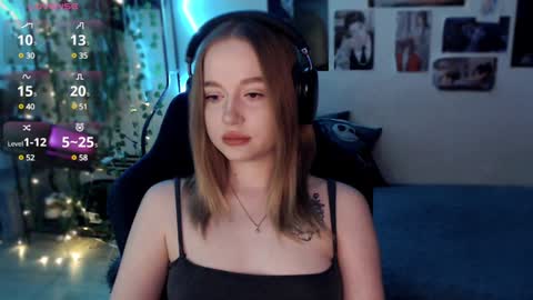 Snapshot of katerinaxvold chatting on 12/19/24, 03:41 Lisa online show from 12/19/24, 03:41