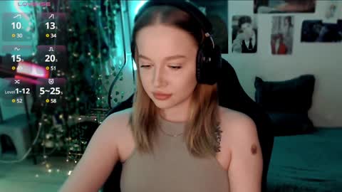 Snapshot of katerinaxvold chatting on 12/27/24, 12:50 Lisa online show from 12/27/24, 12:50