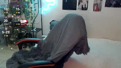 Snapshot of katerinaxvold chatting on 02/13/25, 10:33 Lisa online show from 02/13/25, 10:33