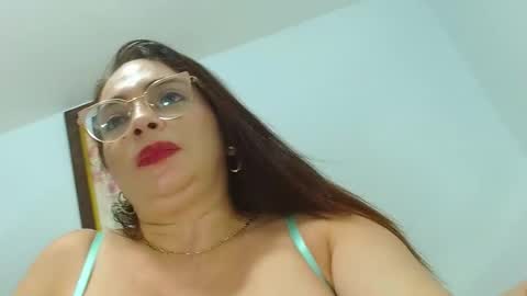 katerineleon online show from 02/09/25, 03:32