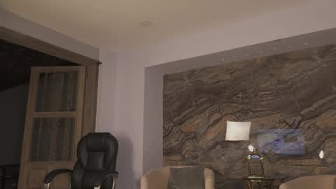 K A T E  online show from 10/07/25, 10:23