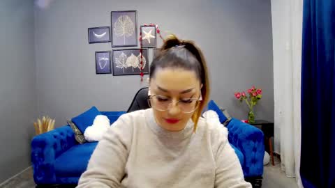 Kate online show from 02/20/25, 06:35