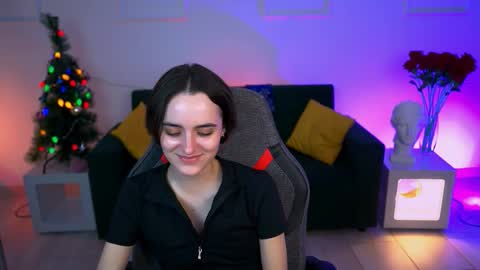 Snapshot of katewillows chatting on 12/14/25, 04:34 katewillows online show from 12/14/25, 04:34