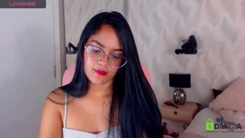 Snapshot of katha_18 chatting on 11/04/25, 02:38 katy online show from 11/04/25, 02:38