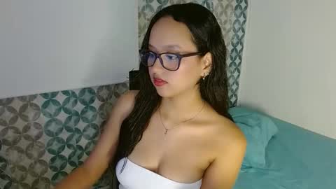 Snapshot of katharinasmith chatting on 11/27/25, 04:09 Kathe online show from 11/27/25, 04:09