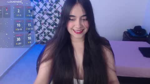 Snapshot of kathe_cam chatting on 10/21/25, 01:23 Kathe  online show from 10/21/25, 01:23