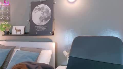 K A T H E  online show from 09/18/25, 11:45