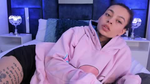 KatheGomez  online show from 12/15/24, 06:04