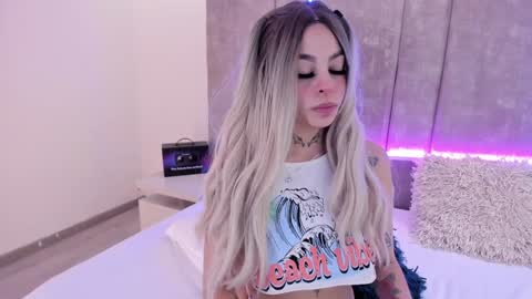 KatheGomez  online show from 12/21/24, 06:52