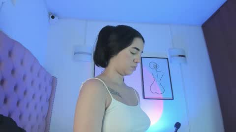 katherine_10 online show from 10/26/25, 12:33