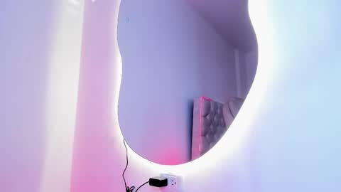 Snapshot of katherine__rosse chatting on 10/25/25, 10:04 Katherine  online show from 10/25/25, 10:04