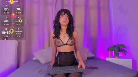 Snapshot of katherinee_scott chatting on 03/13/26, 01:40 your kathe online show from 03/13/26, 01:40
