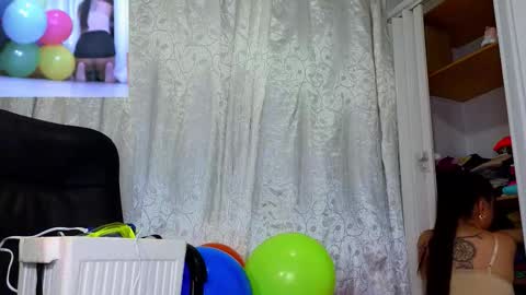 Snapshot of katherinepeti chatting on 11/14/25, 06:45 KT new account online show from 11/14/25, 06:45