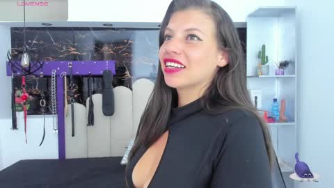 Kathia online show from 02/12/25, 05:05